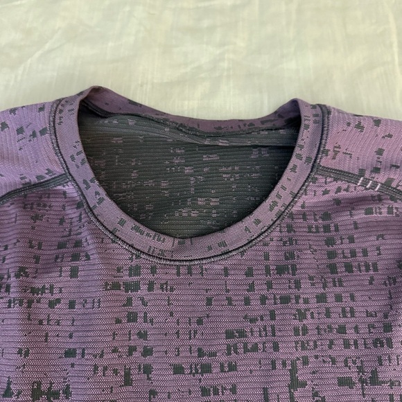 Lululemon Purple Metal Vent Short Sleeve Shirt 2.0 - Picture 5 of 9
